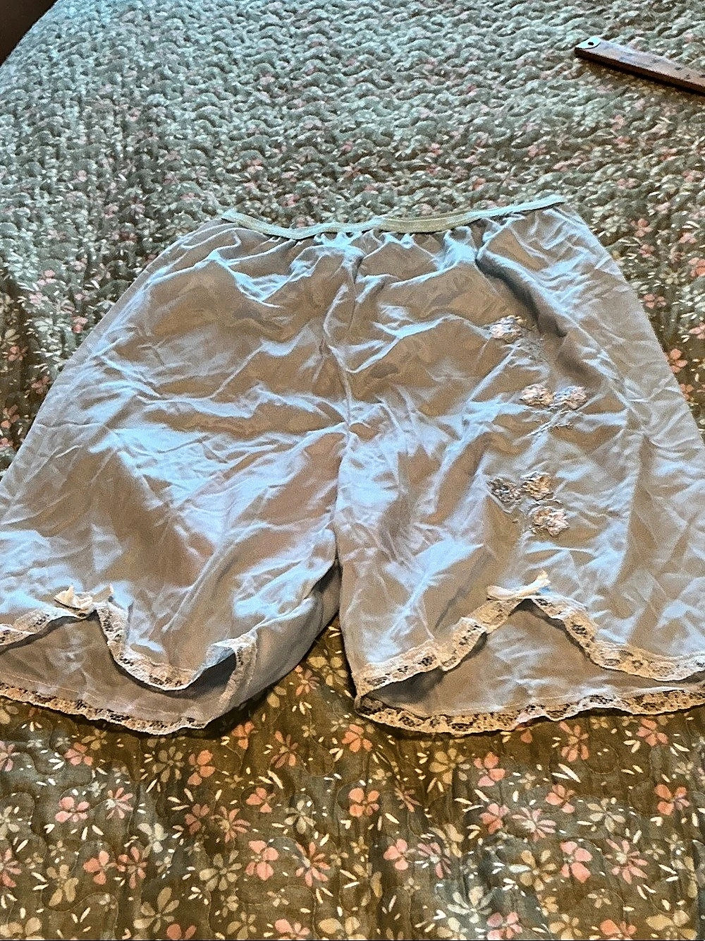 Sweet 1960’s Vintage Granny Panties Bundle of 3 Nylon Lace Trim Panties 7 Like N - Picture 7 of 13